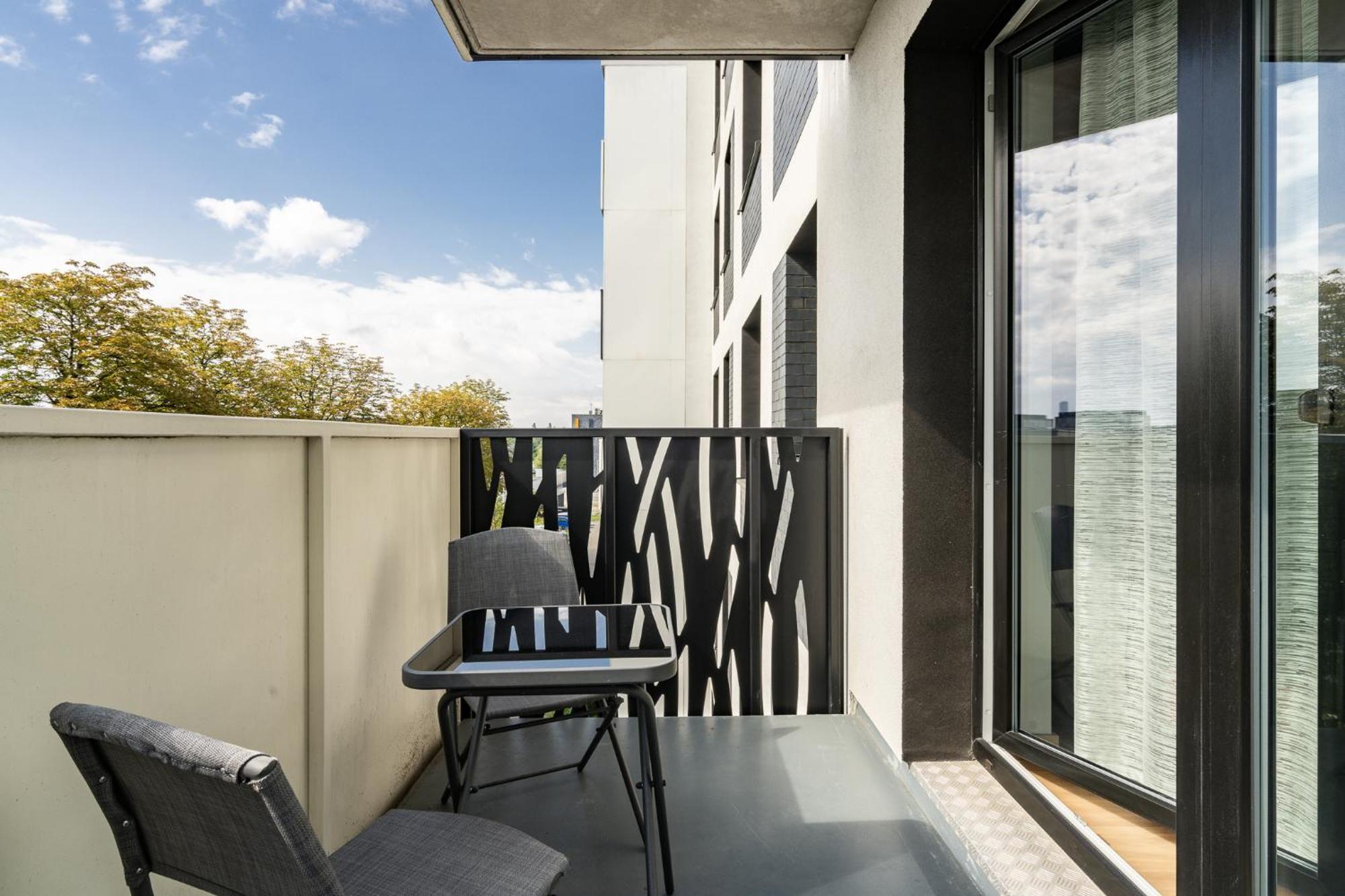 Rentplanet - Apartament Malopanewska วรอตซวาฟ ภายนอก รูปภาพ